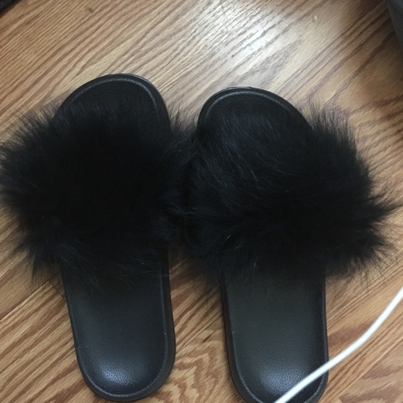 Fur slides - Picture 2 of 5
